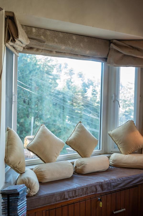 Sarah's Lodge Murree Bagian luar foto