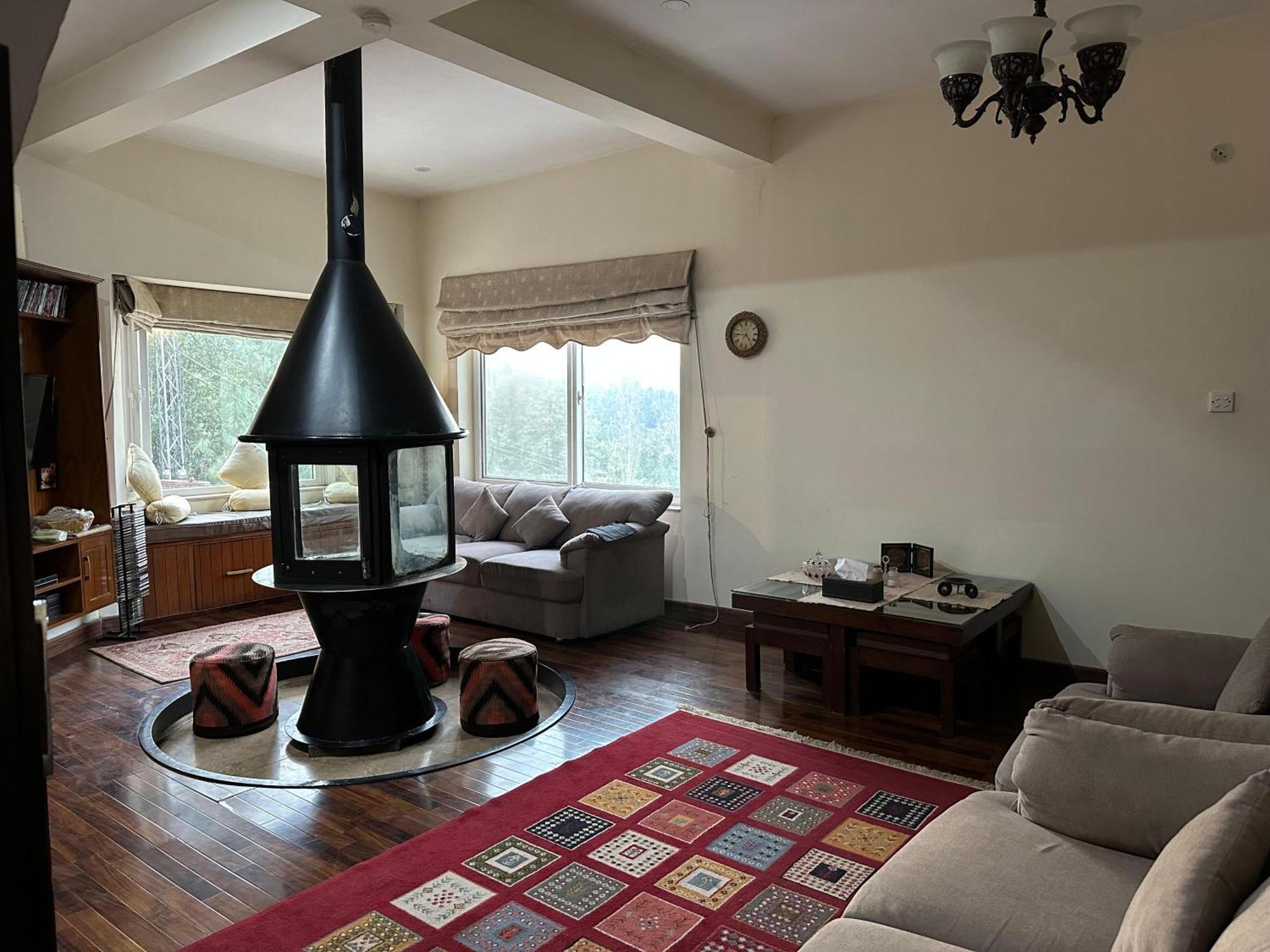 Sarah's Lodge Murree Bagian luar foto